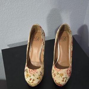 Floral Cream Women's Shoes